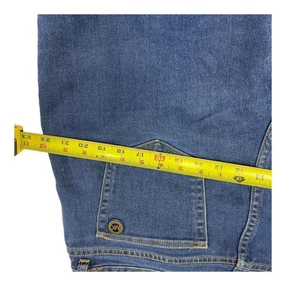 Michael Kors Women's Flat Front Mid-Rise Stretch Bermuda Denim Shorts Blue Sz 10 - Picture 5 of 9